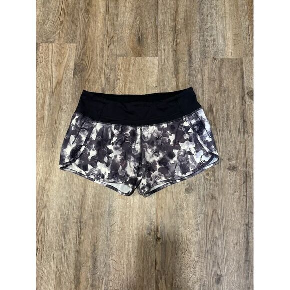 Lululemon Womens Run Times Short Size 6 - Picture 2 of 11